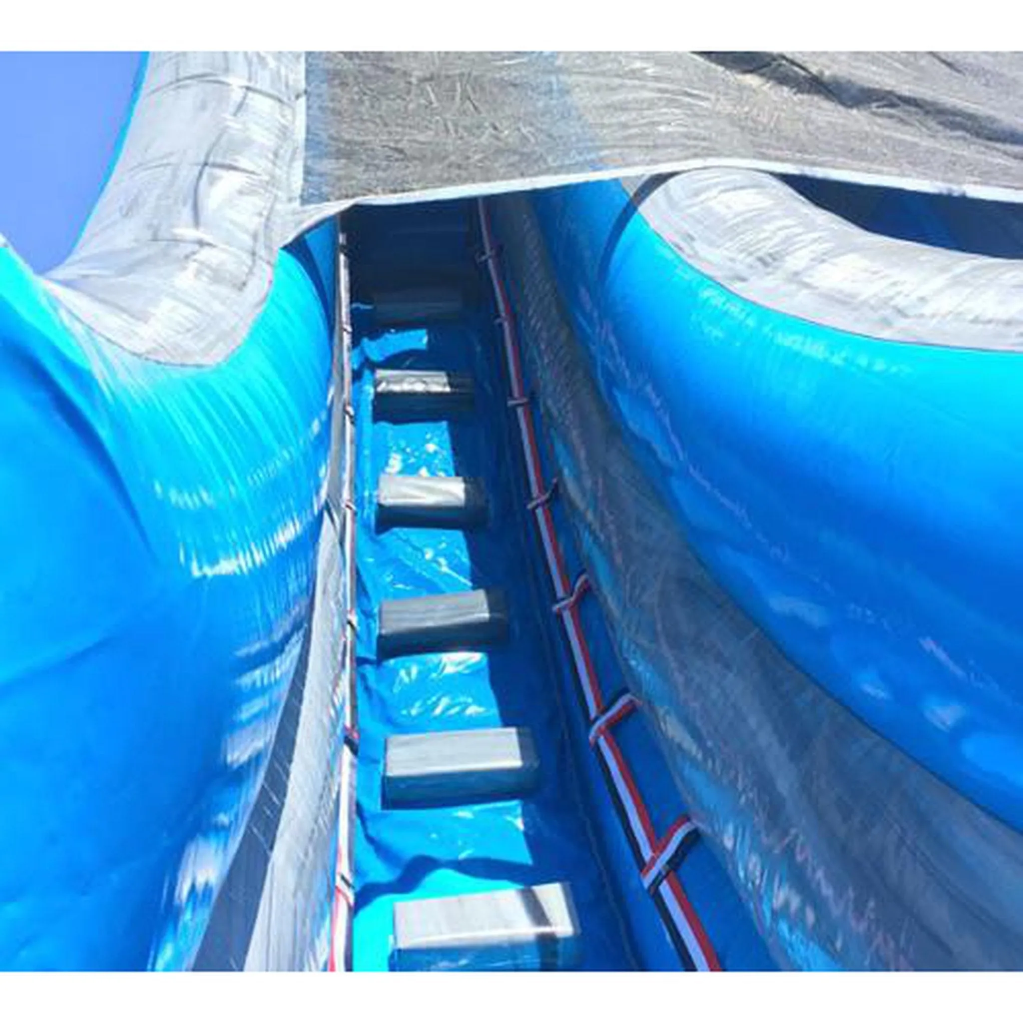 19' Rock Mountain Wet & Dry Slide