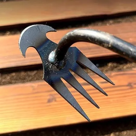 4 Teeth Dual Purpose Weeder Tool [Buy 1 Get 1 Free]