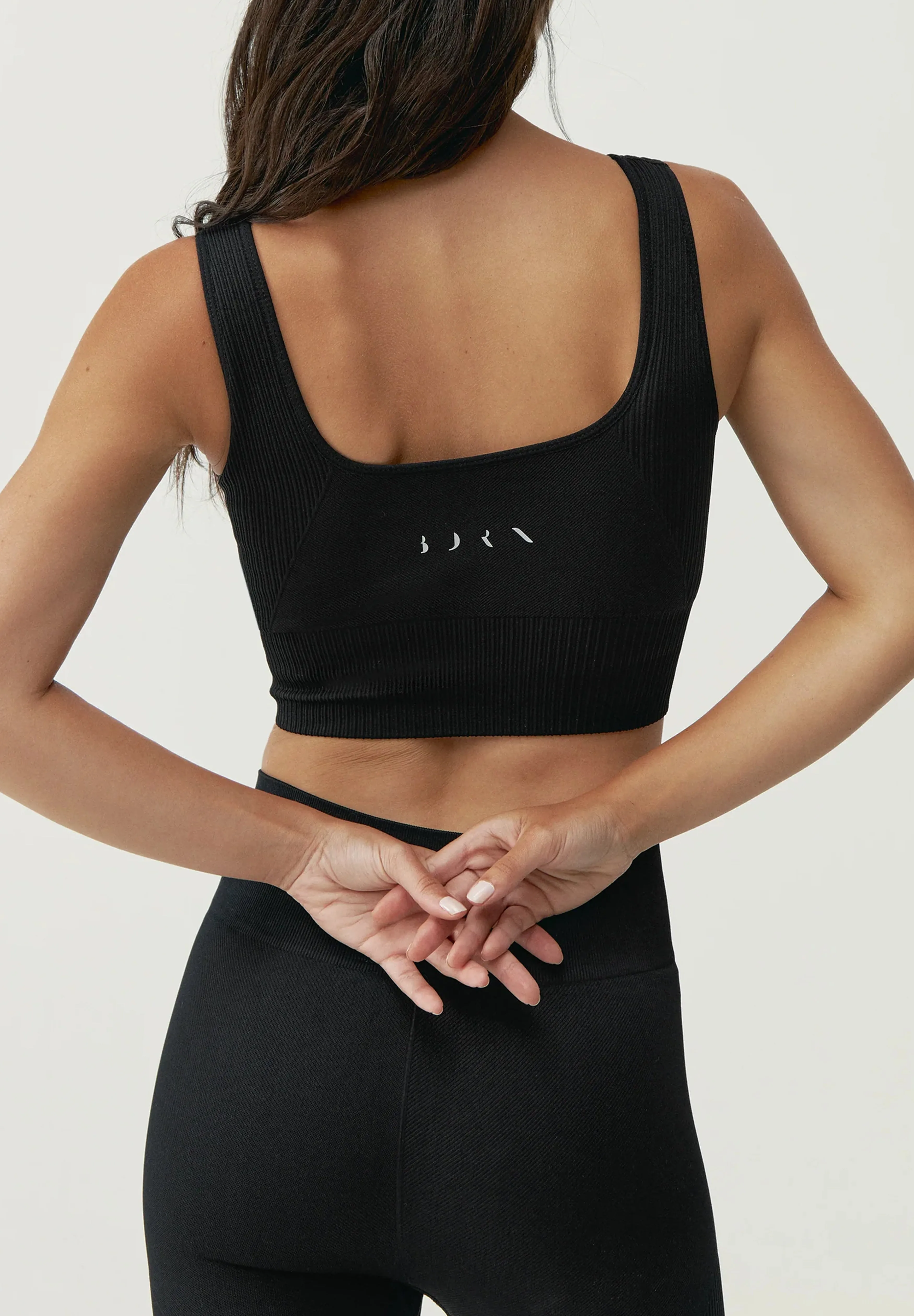 BORN LIVING YOGA | TOP YAMI