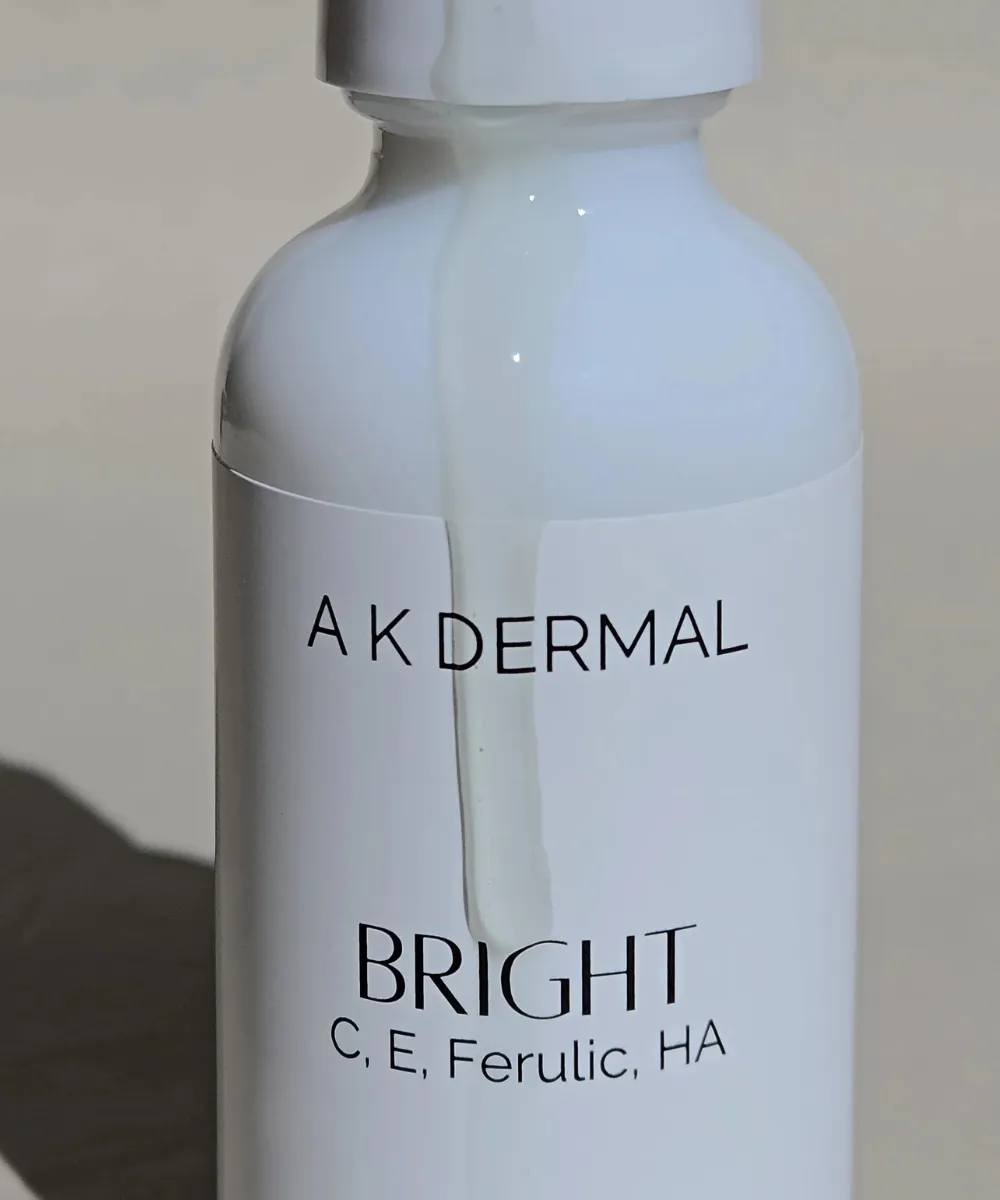 Bright Daily Serum - Vitamin C, Ferulic Acid & Hyaluronic Acid