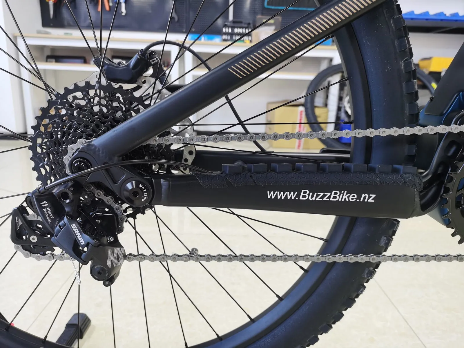 BUZZ BIKE ENDURO 29"