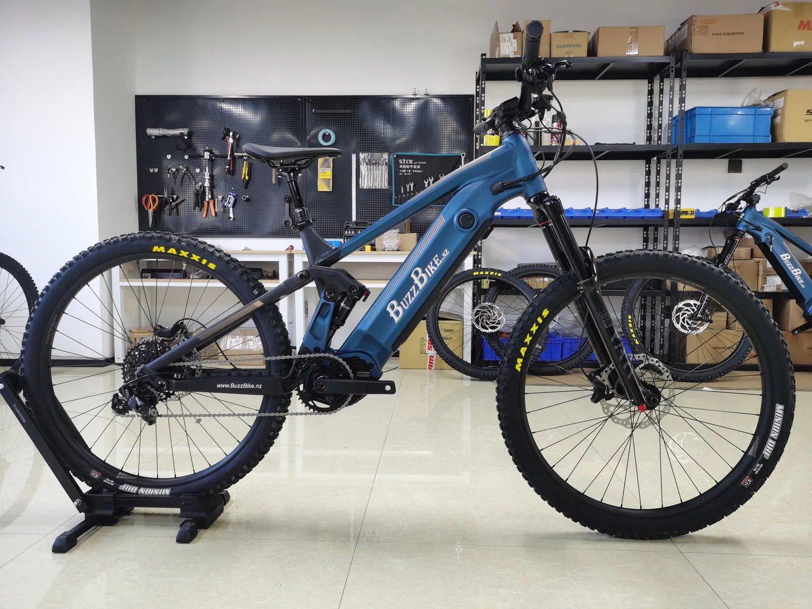BUZZ BIKE ENDURO 29"