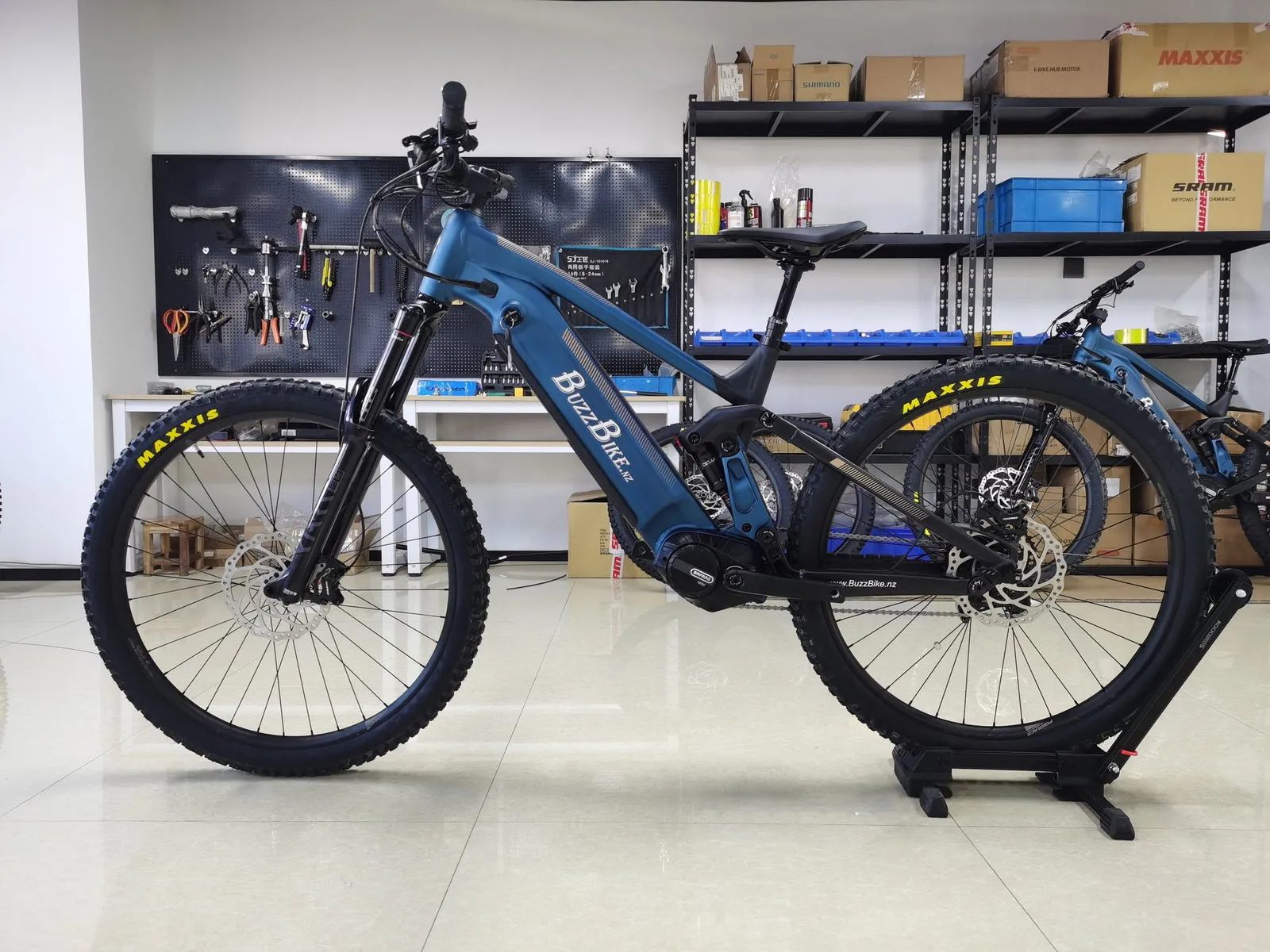 BUZZ BIKE ENDURO 29"