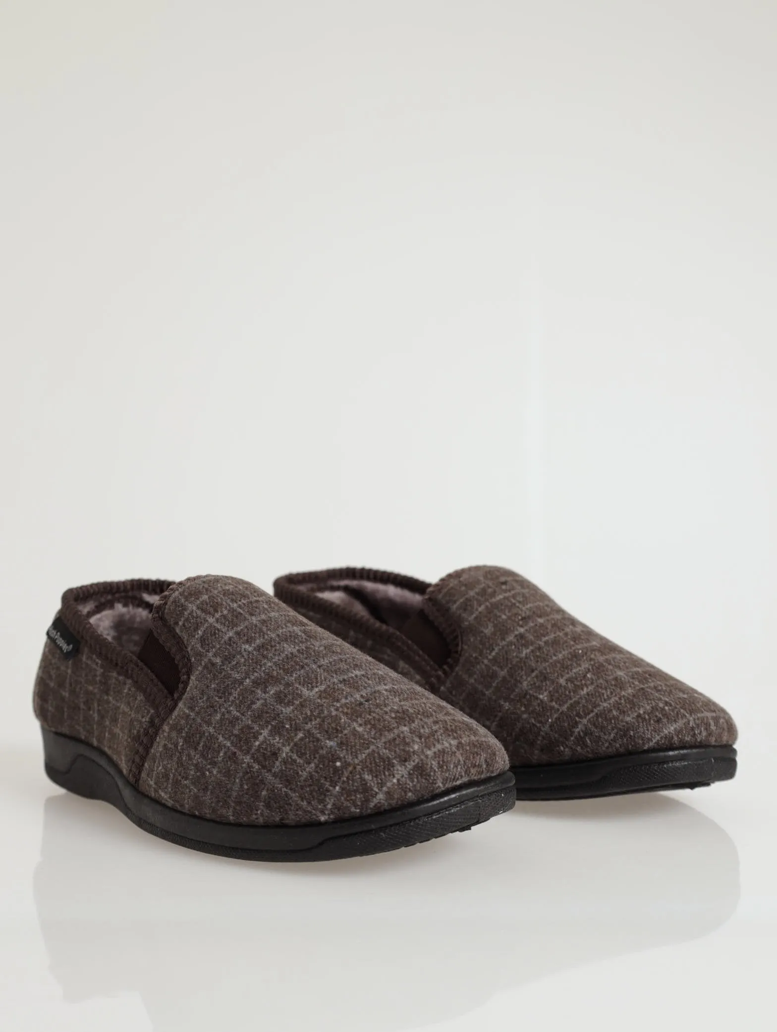 Closed Back Pattern Slipper - Light Brown