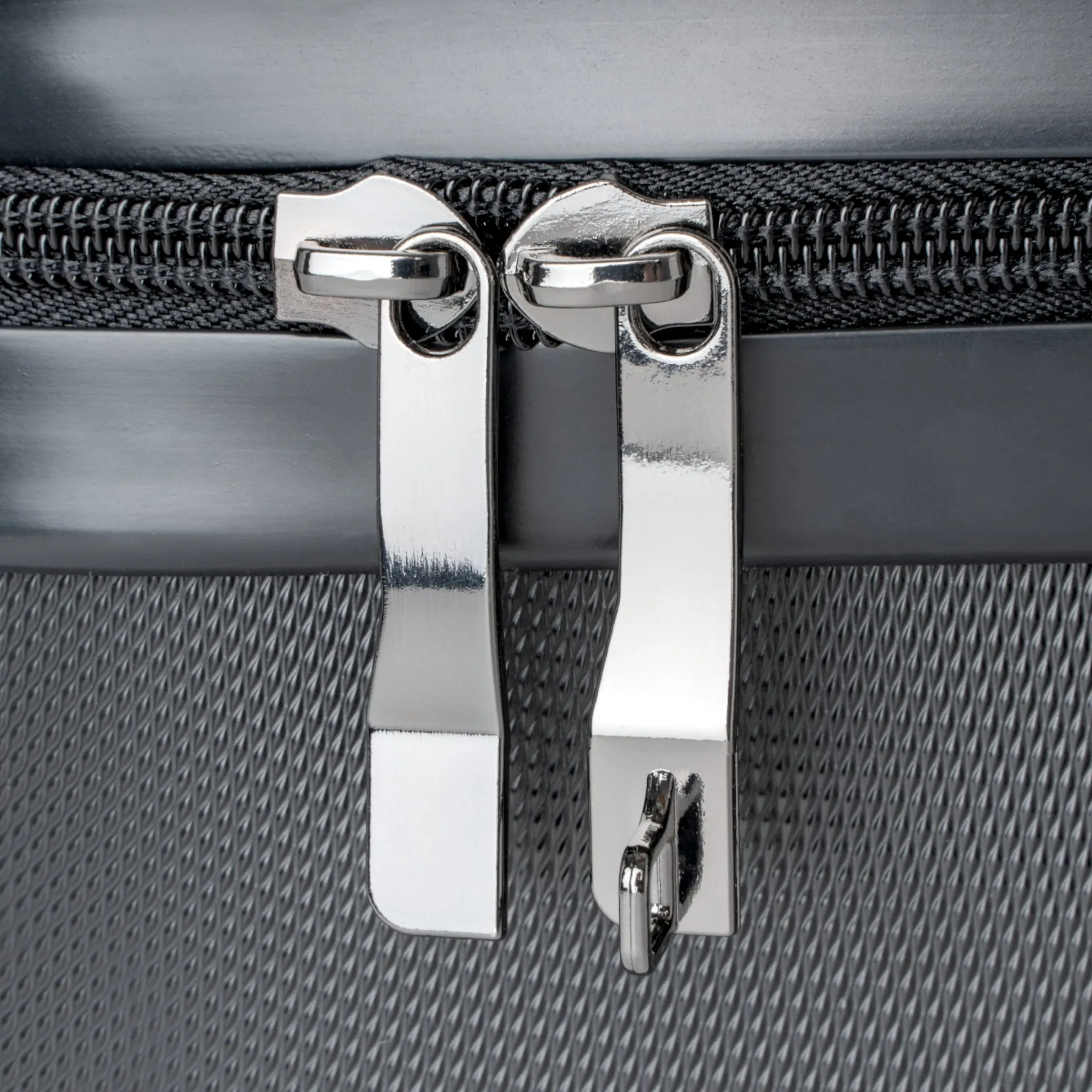 Comfy - Stylish Travel Suitcase for All Your Needs