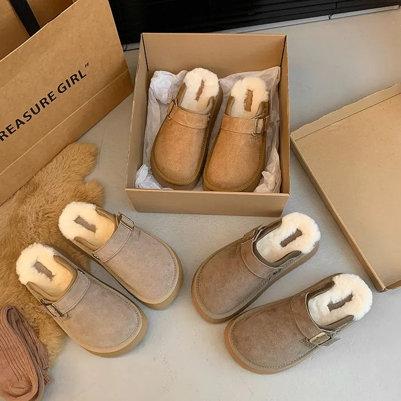 Cozy Winter Slip-Ons - Plush Lining