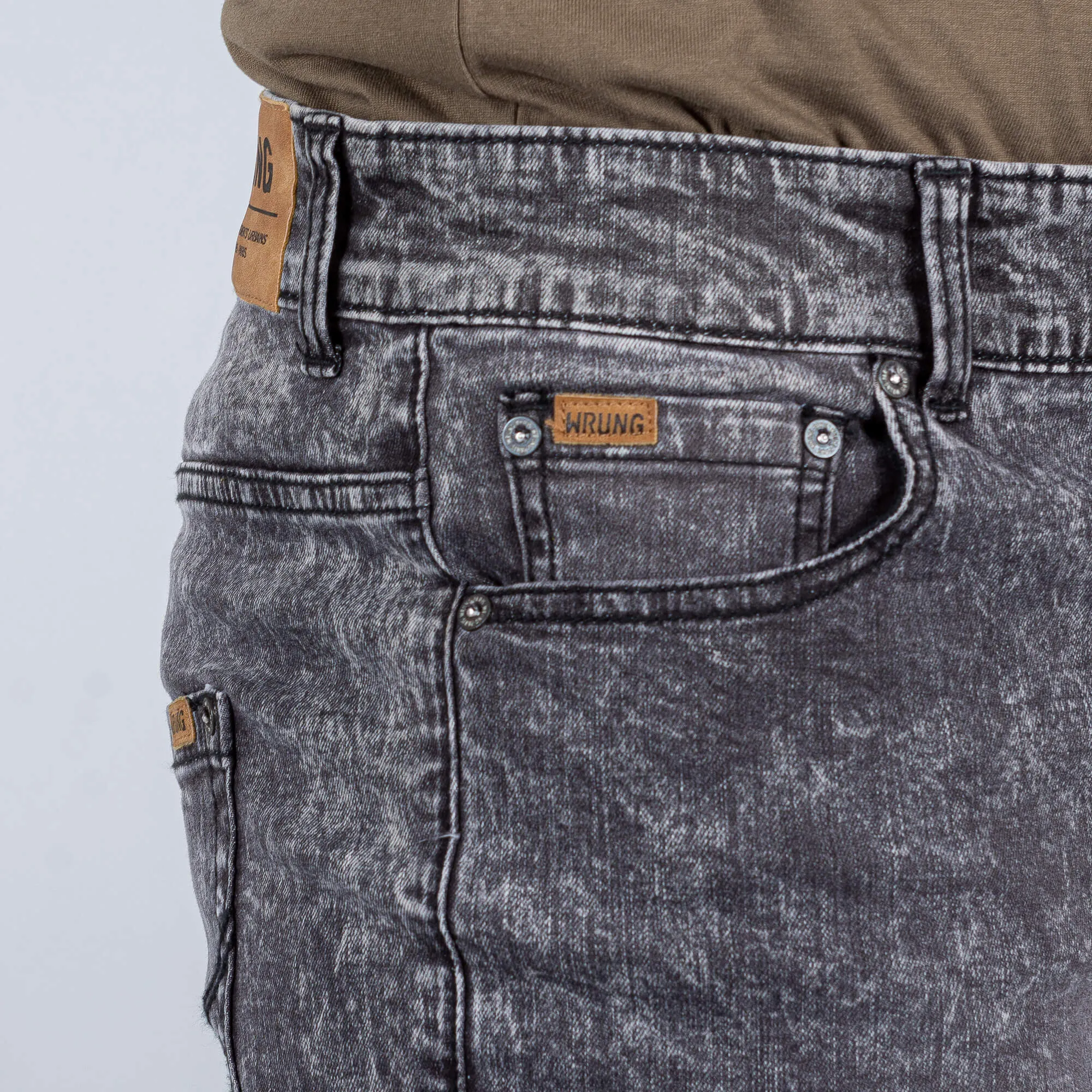 Džínsy jogger WRUNG  EASY BLACK čierne