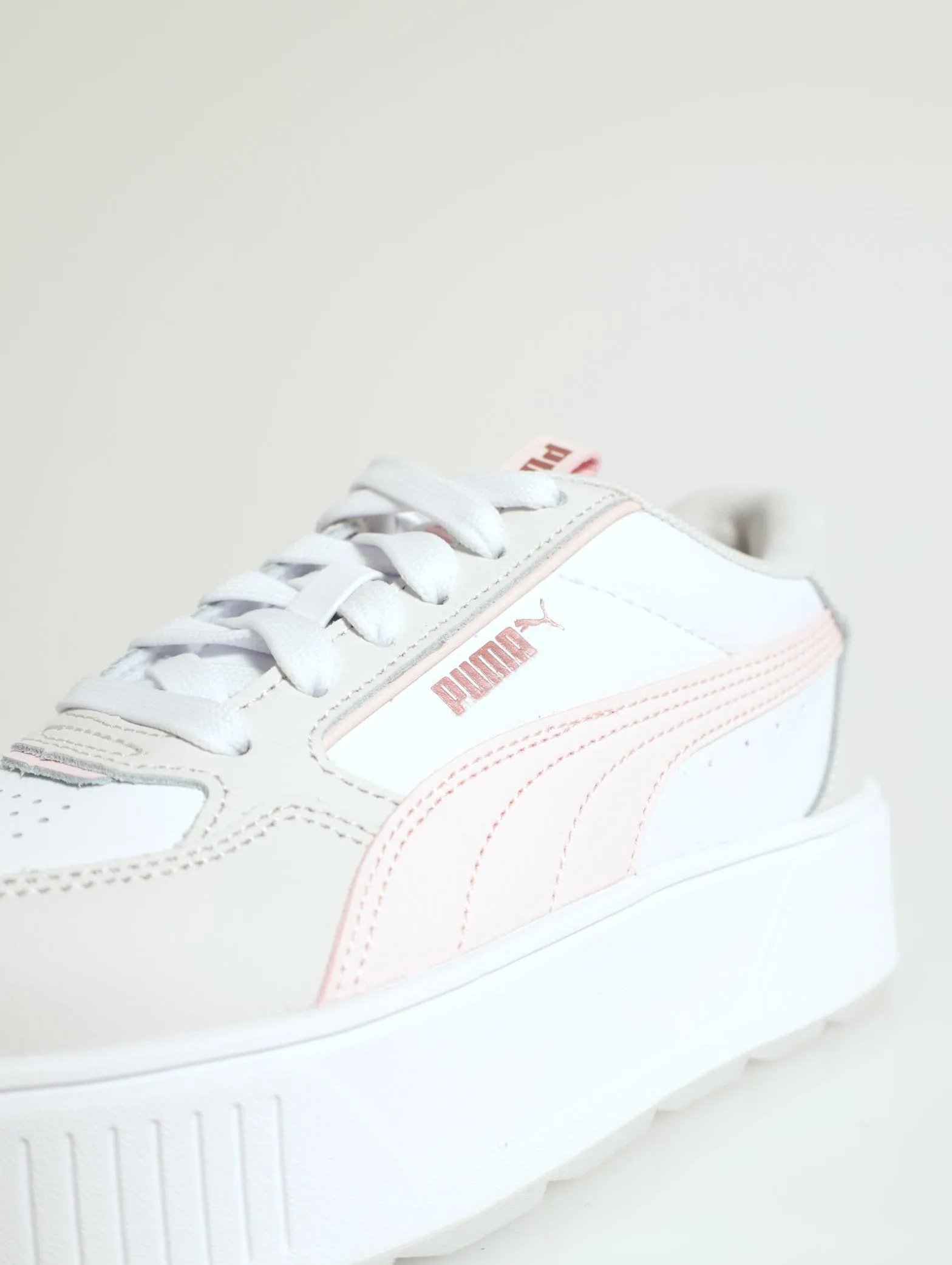 Karmen Rebelle Platform Sneaker - White/Pink
