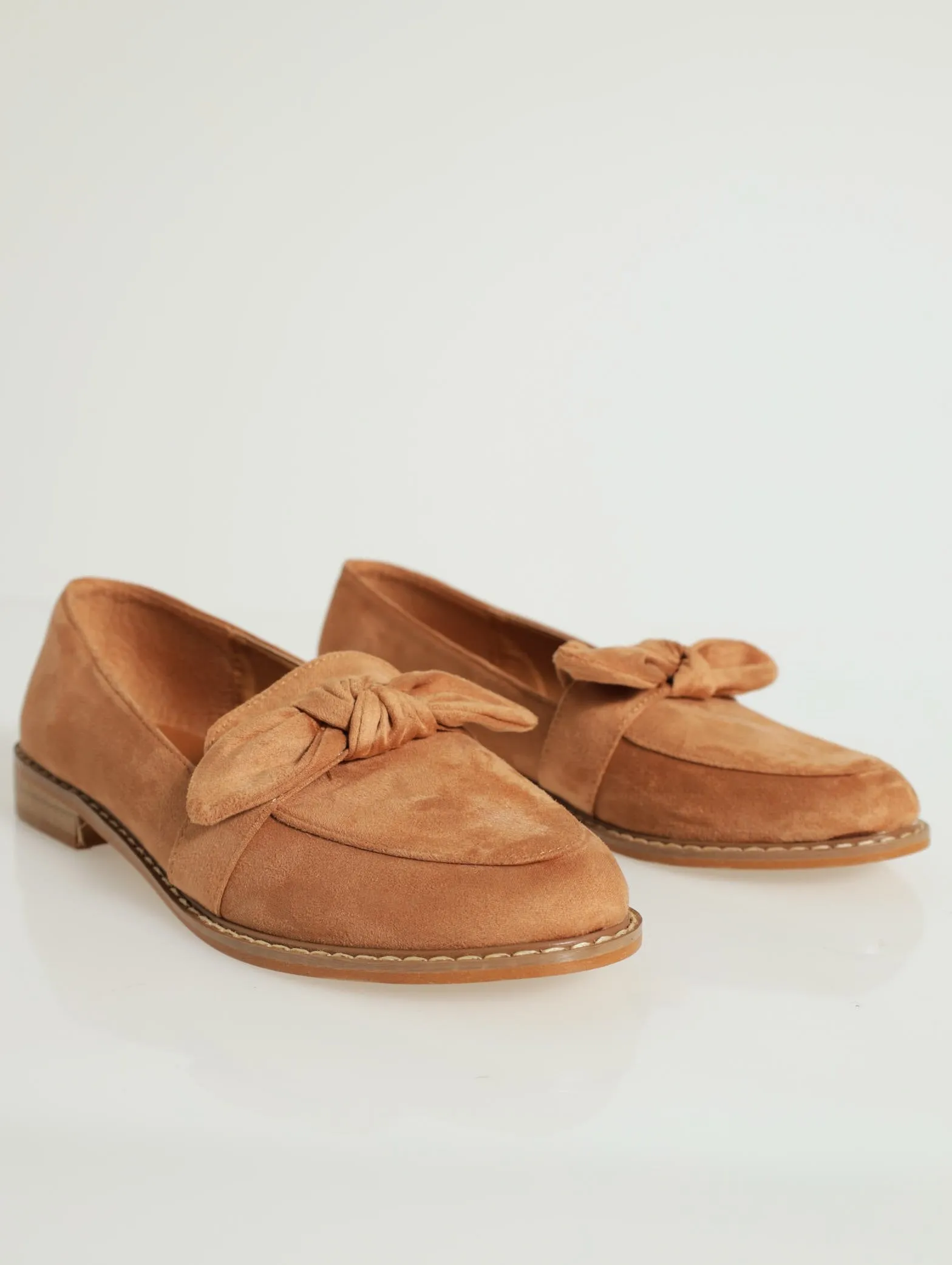 Loafer With Knotted Bow - Taupe