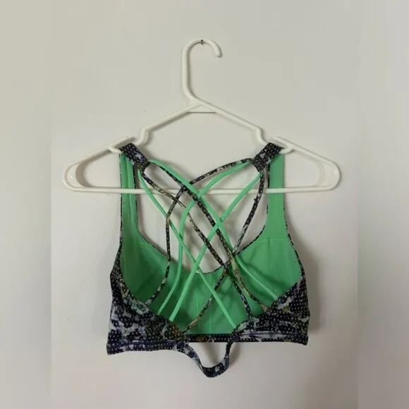 Lululemon Free To Be *Wild Floral Sport White Multi / Pistachio Size 4