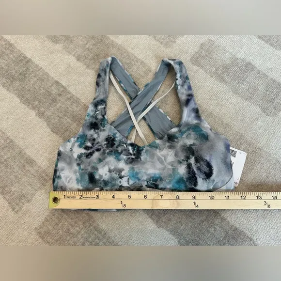 Lululemon Light Support Nulu Yoga Bra Kaleidofloral Multi NWT (Size 4)