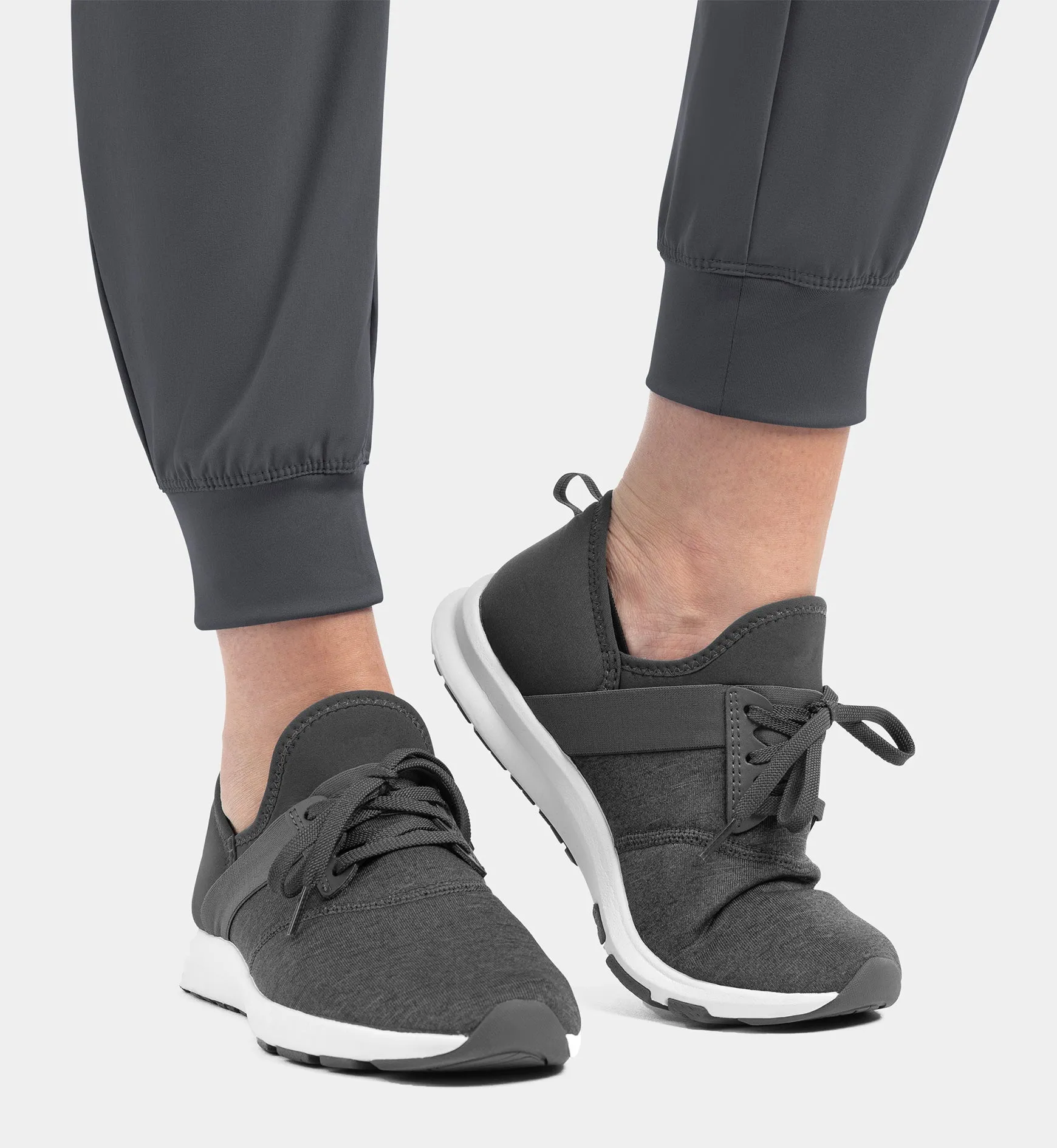 Matrix Impulse 8520 Women’s Yoga Waist Jogger Pewter