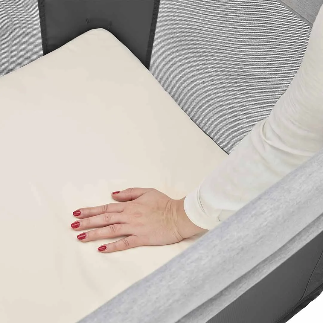 Maxi-Cosi Iris Travel Cot - Essential Graphite