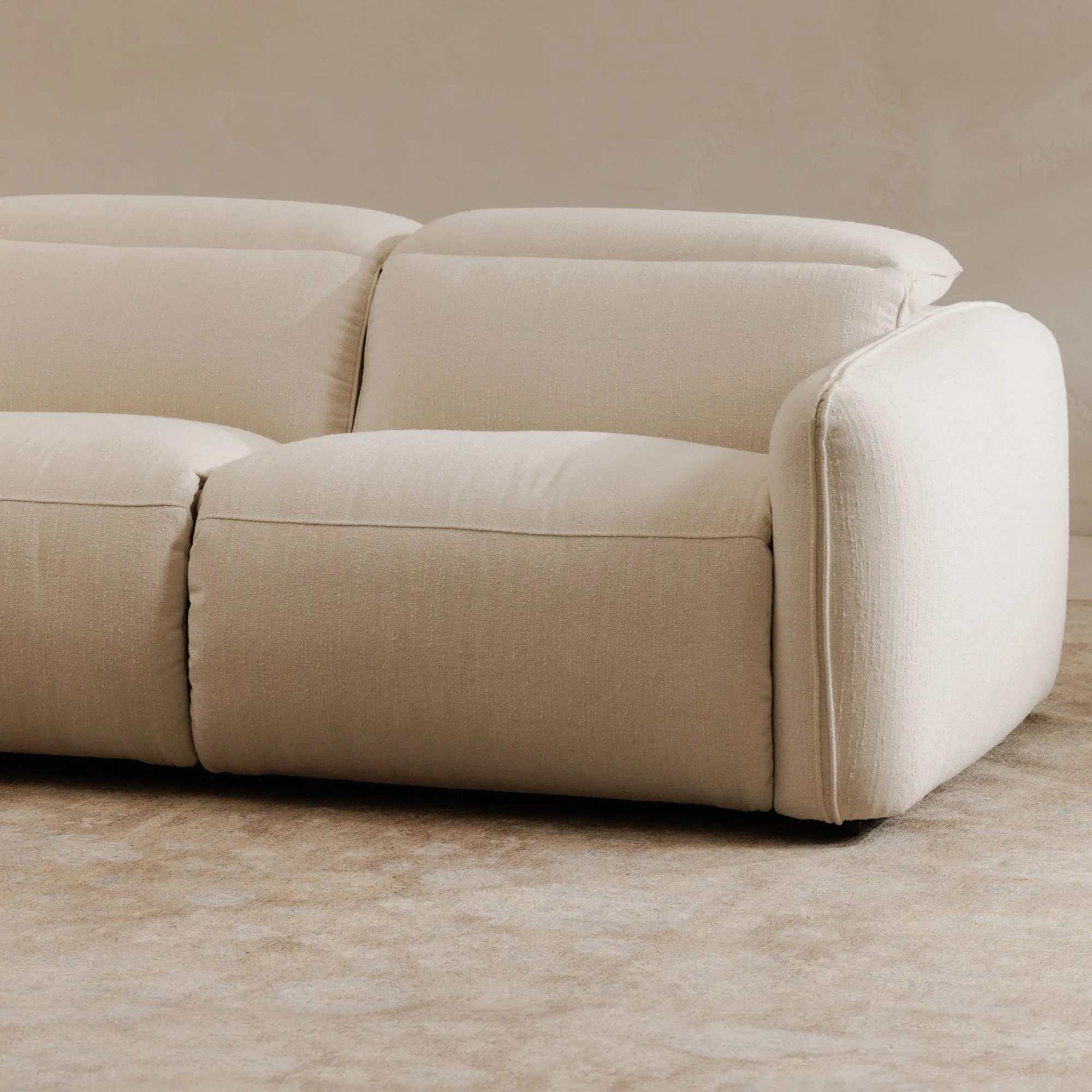 Moe's Home Collection Eli Warm White Power Recliner Sofa