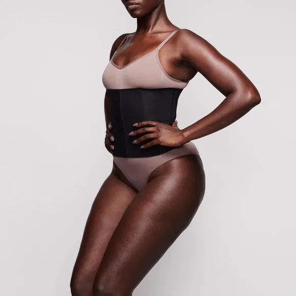 New Skims by Kim Kardashian The waist trainer in Onyx black
