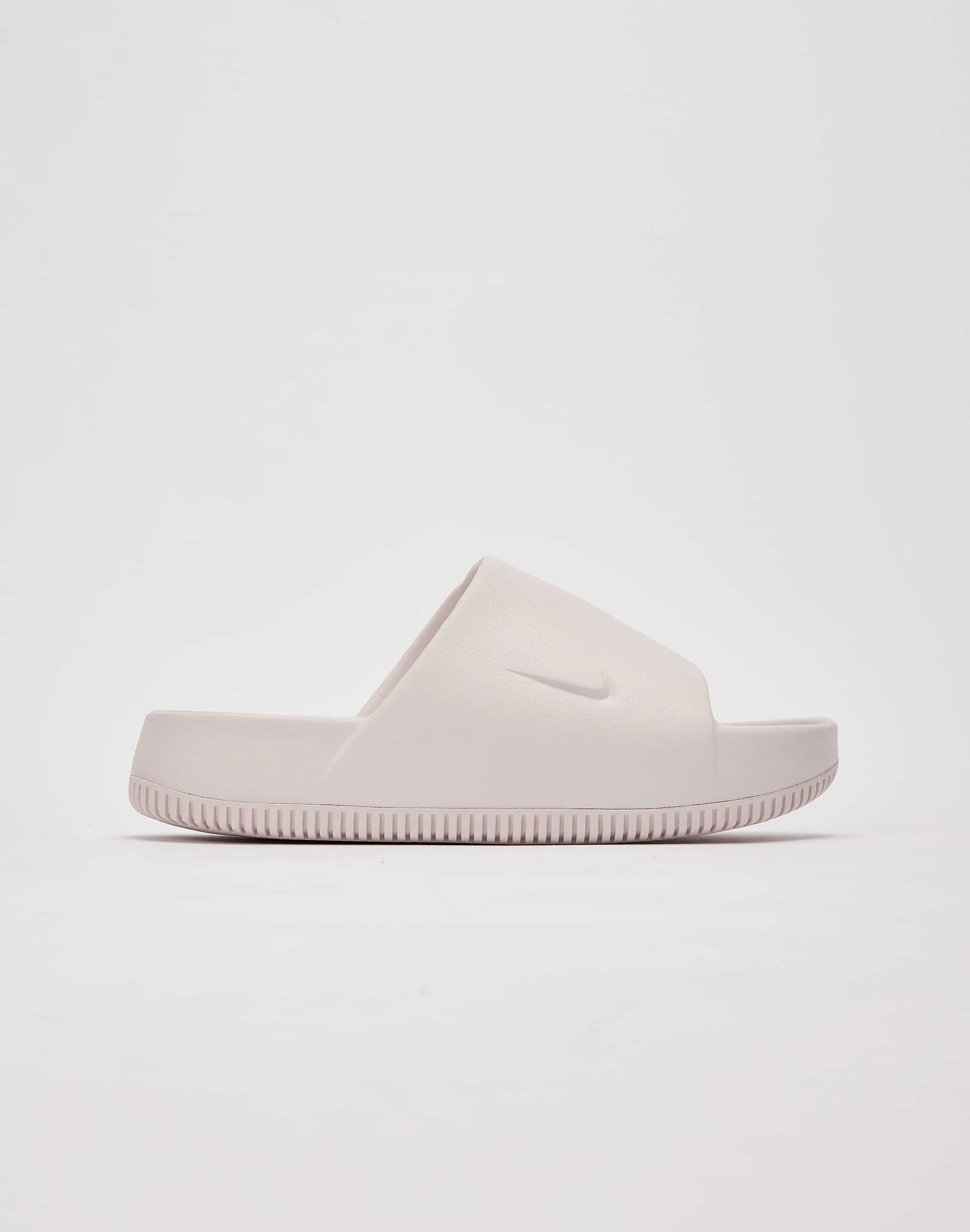 Nike Calm Slides
