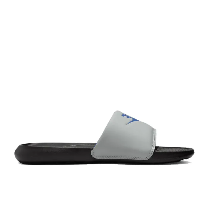 NIKE VICTORI ONE SLIDE