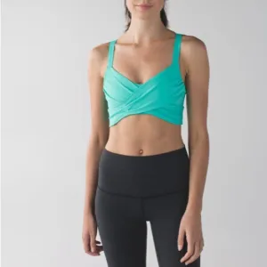 NWT Lululemon Athletica Wrap It Up Bra