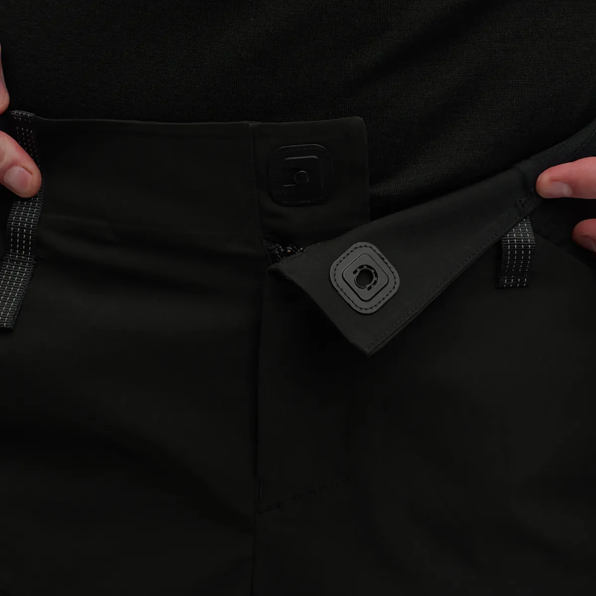 ON Explorer Short