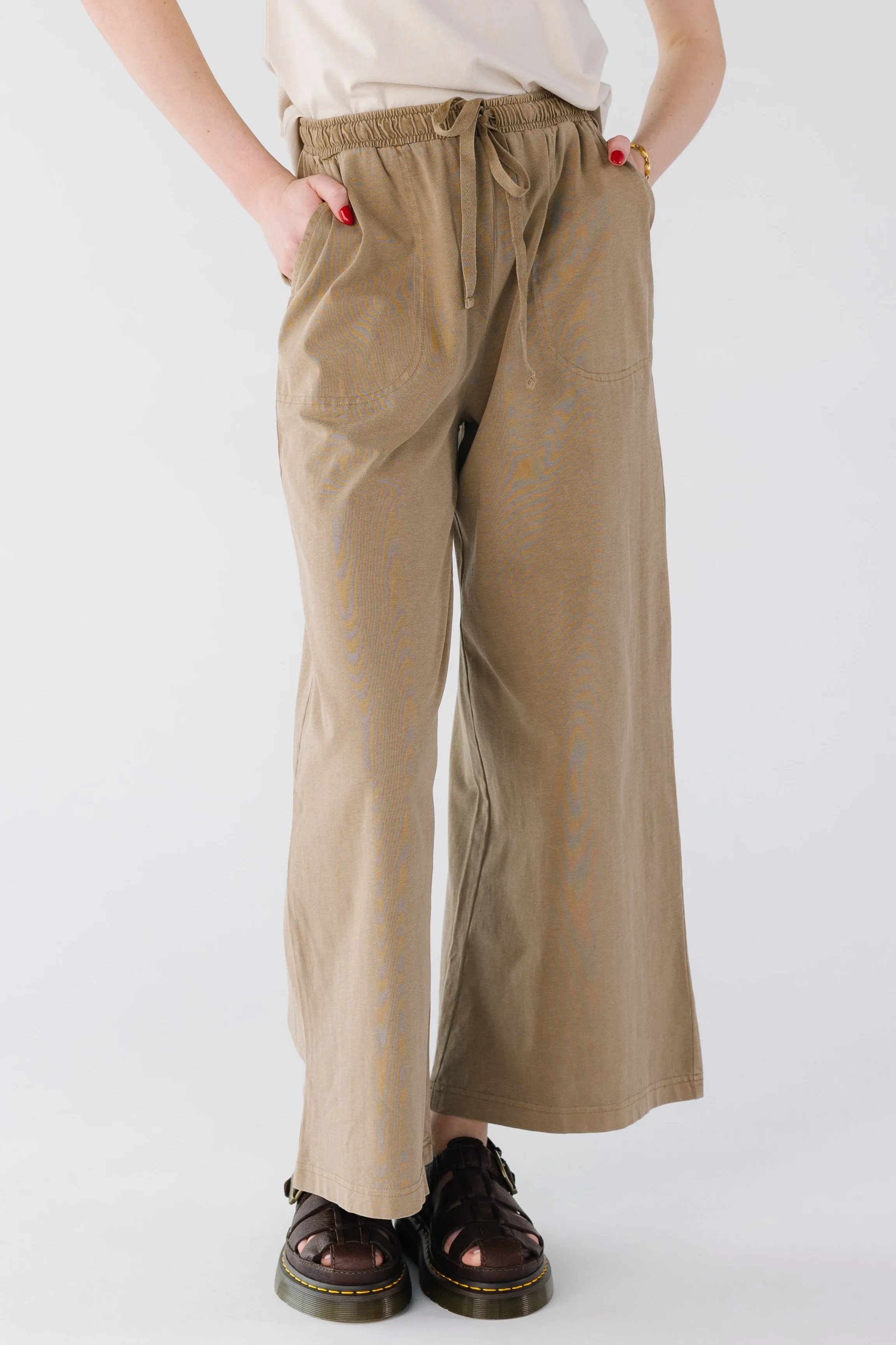 Perfect Travel Elastic Waist Pant