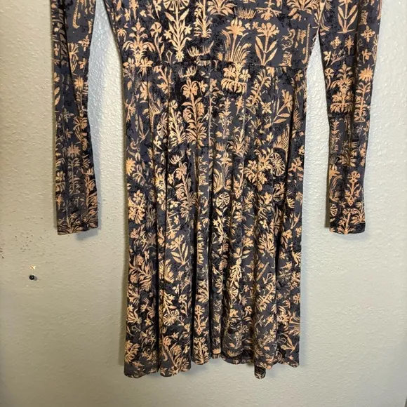 Peruvian Connection Blue Cream Batik Patter Long Sleeve Fit and Flare Dress
