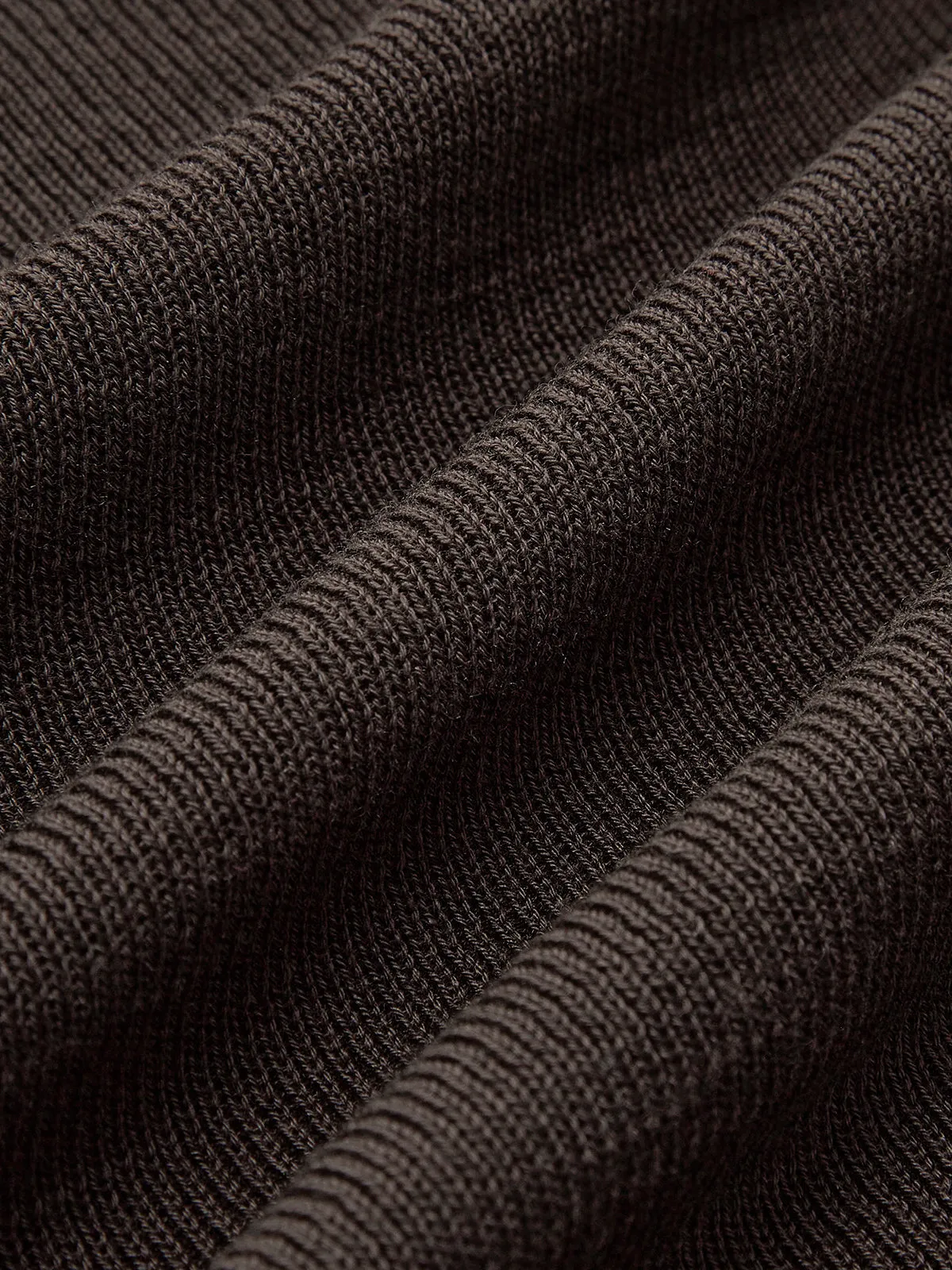 Side Pleated Slim Knit Top
