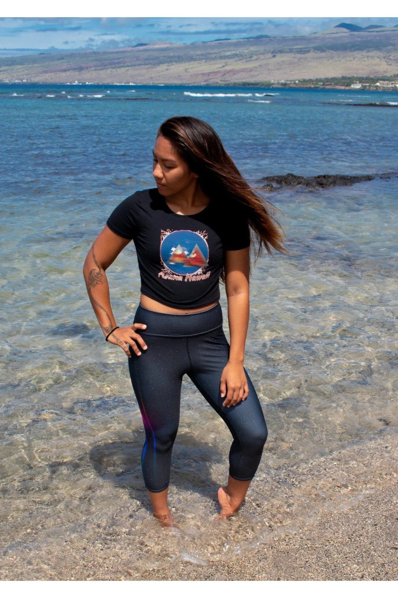Sunset Nova Women's Crop Tee
