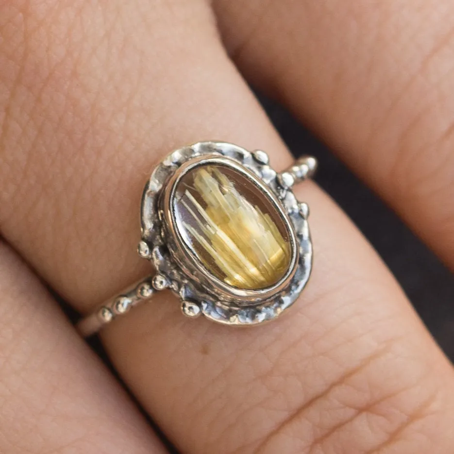 Sz 9 Rutilated Quartz Oval Ring- Sz 9