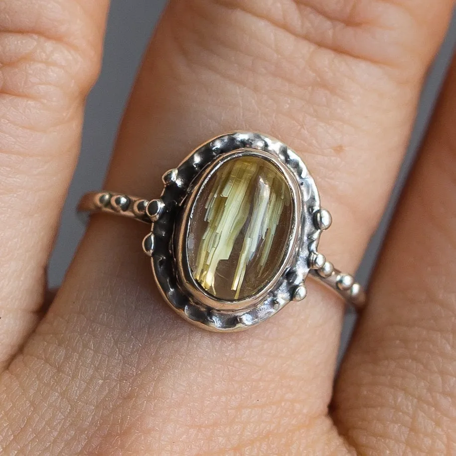 Sz 9 Rutilated Quartz Oval Ring- Sz 9