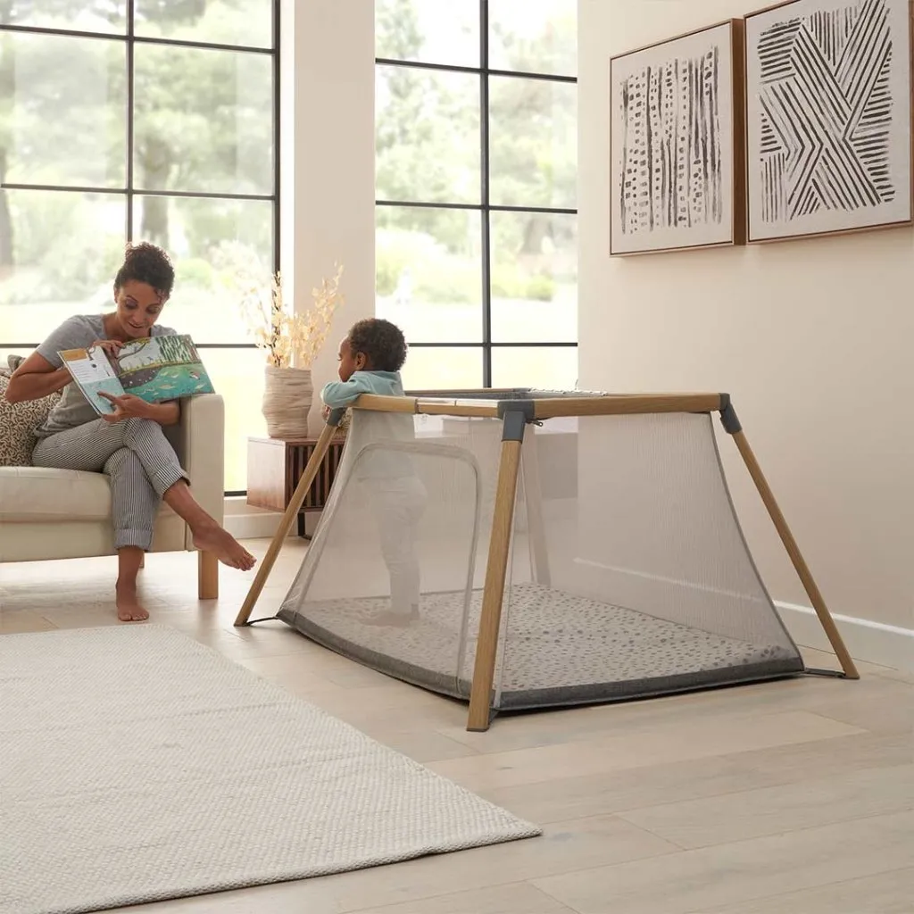 TUTTI BAMBINI CoZee Go - Oak/Charcoal