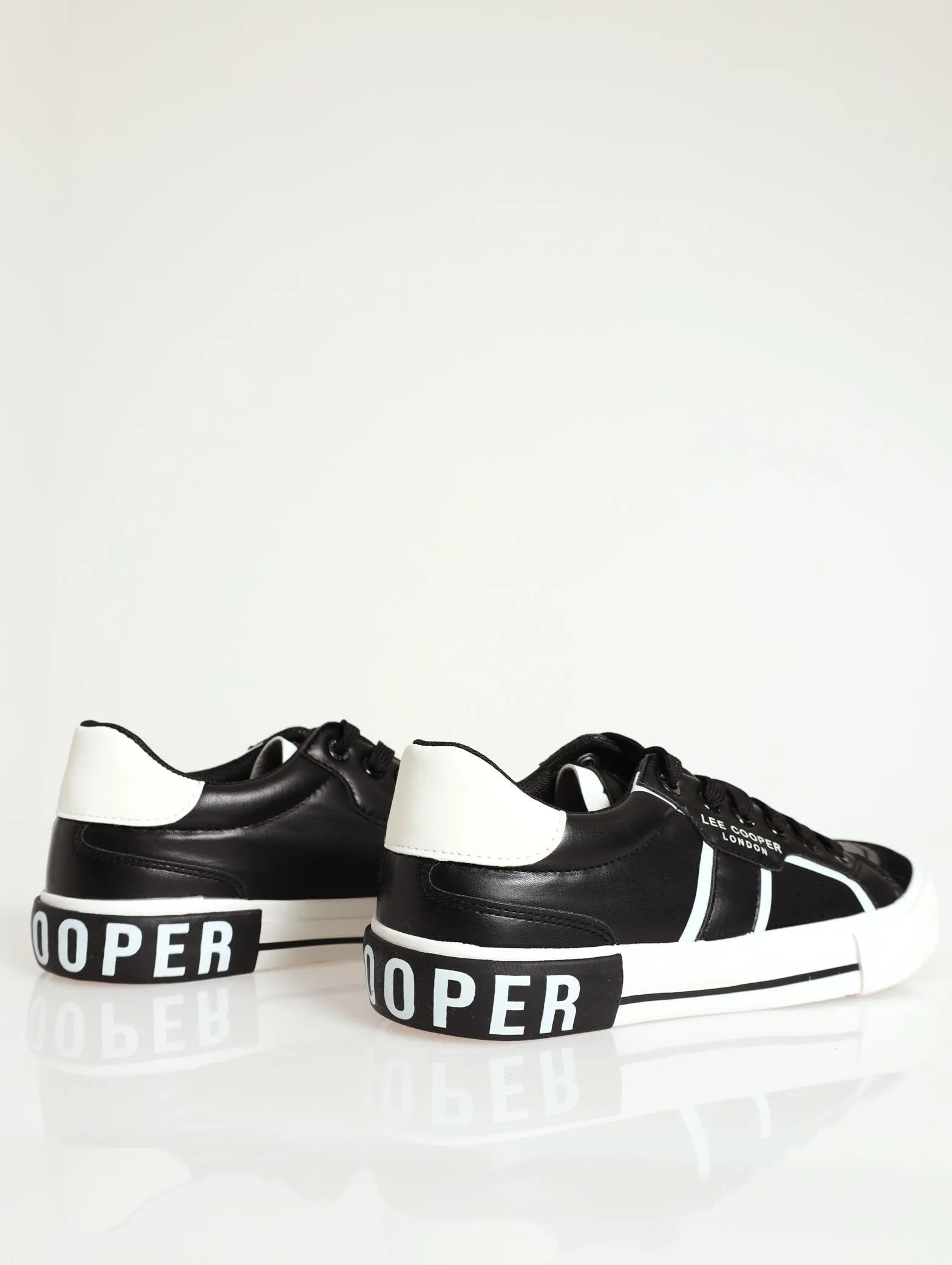 Valentine Low Cut Lace-Up Sneaker - Black/White