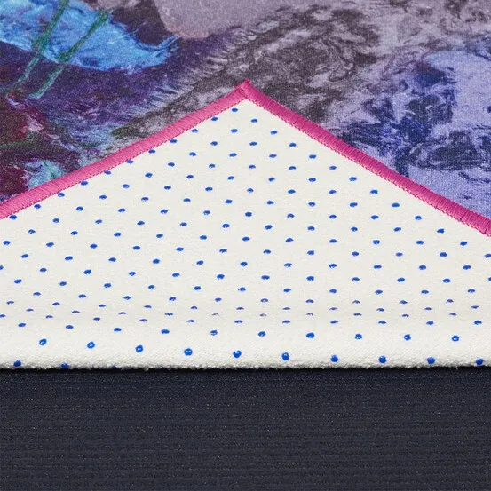 Yogitoes® yoga towel - Illuminated Floral (71")